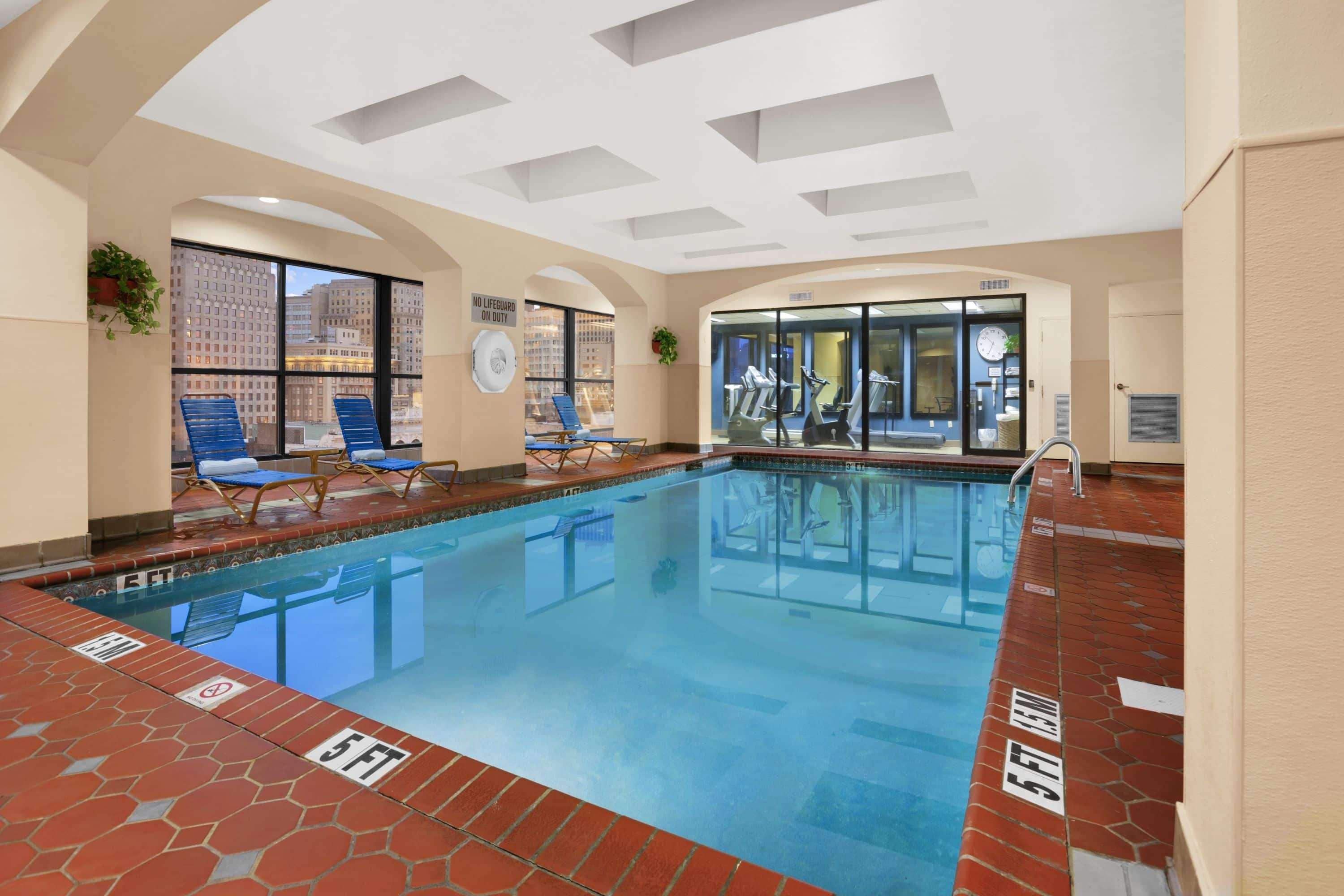 Отель Wyndham New Orleans French Quarter Экстерьер фото