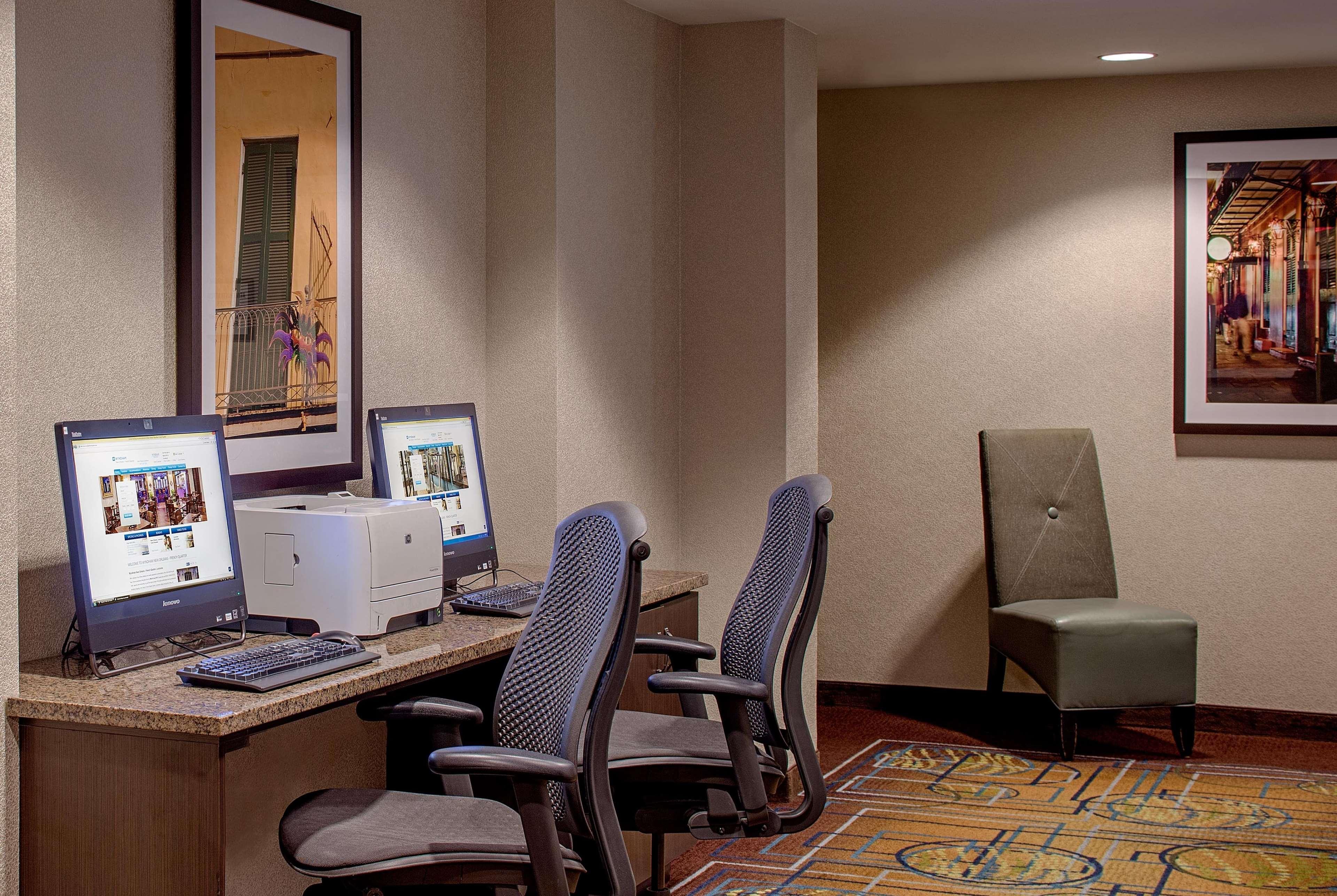 Отель Wyndham New Orleans French Quarter Экстерьер фото