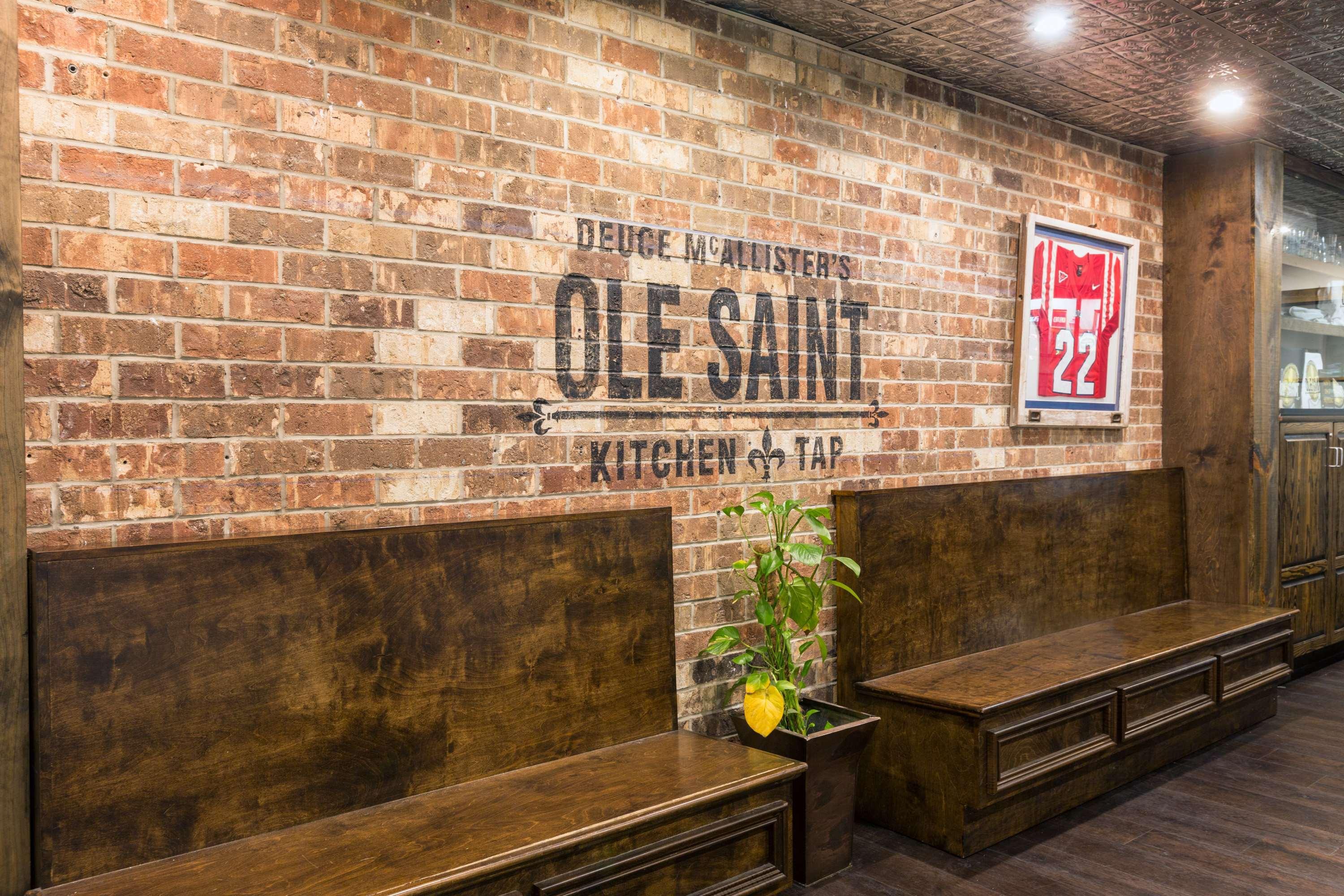 Отель Wyndham New Orleans French Quarter Экстерьер фото